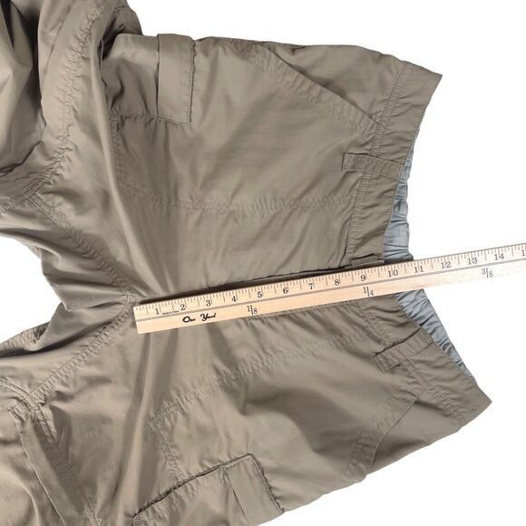 REI Women's Classic Sahara Cargo Pants Size 8 Convertible Shorts Khaki Beige EUC - Picture 13 of 16